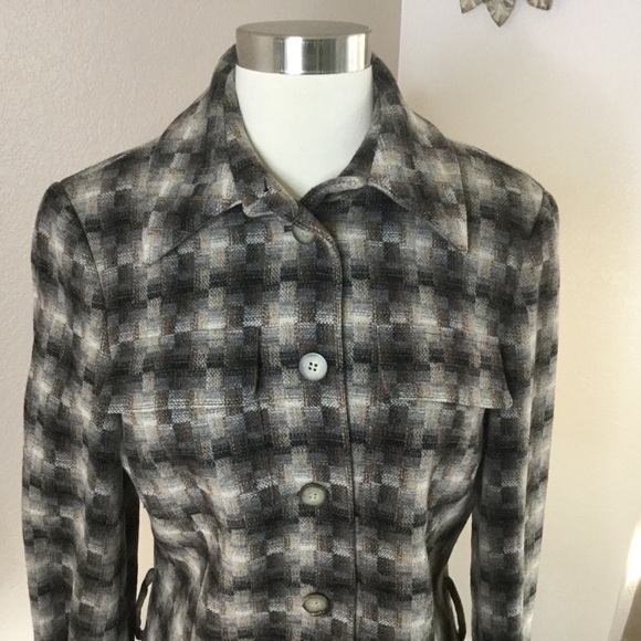 Worth 77% Wool Blazer Size Small - Picture 3 of 8